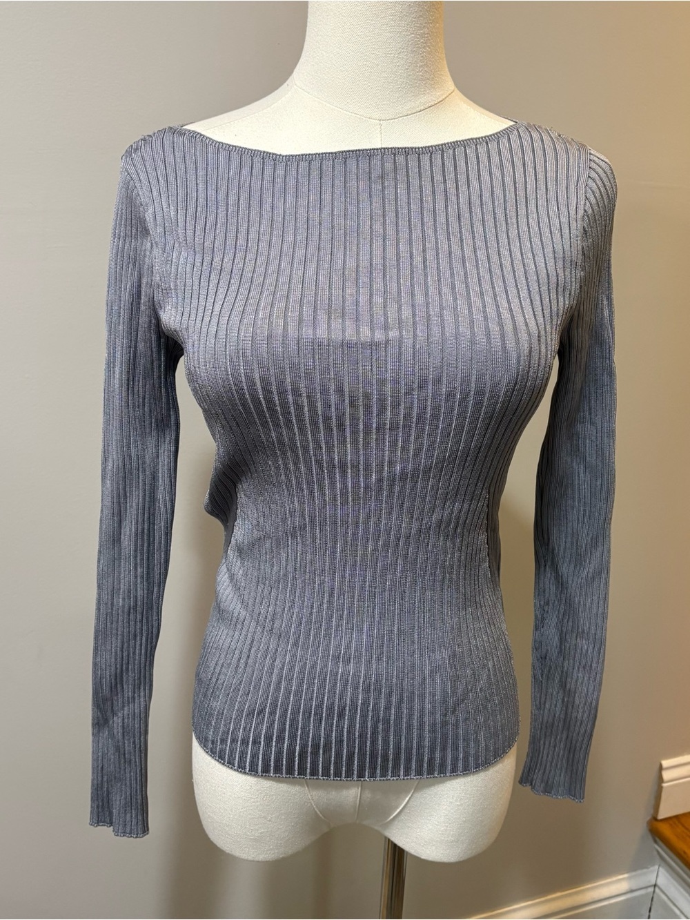 Abercrombie & Fitch Sz M Long Sleeve Stretchy Ribbed Glossy Slash Sweater Preppy